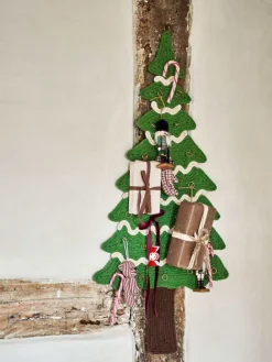 Adventskalender ''Douglas'' in Grün - (L)90 x (B)45 cm