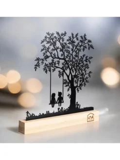 Aufsteller Baum mit Kindern auf einer Schaukel in Schwarz