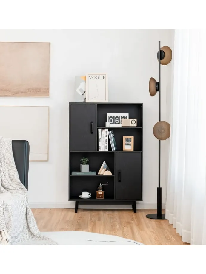 Bücherschrank in Schwarz