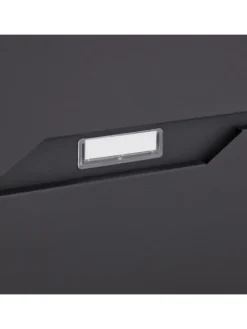 Briefkasten in Schwarz