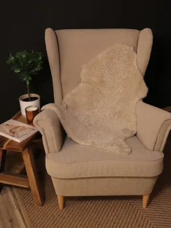 Dekorationslammfell in Beige