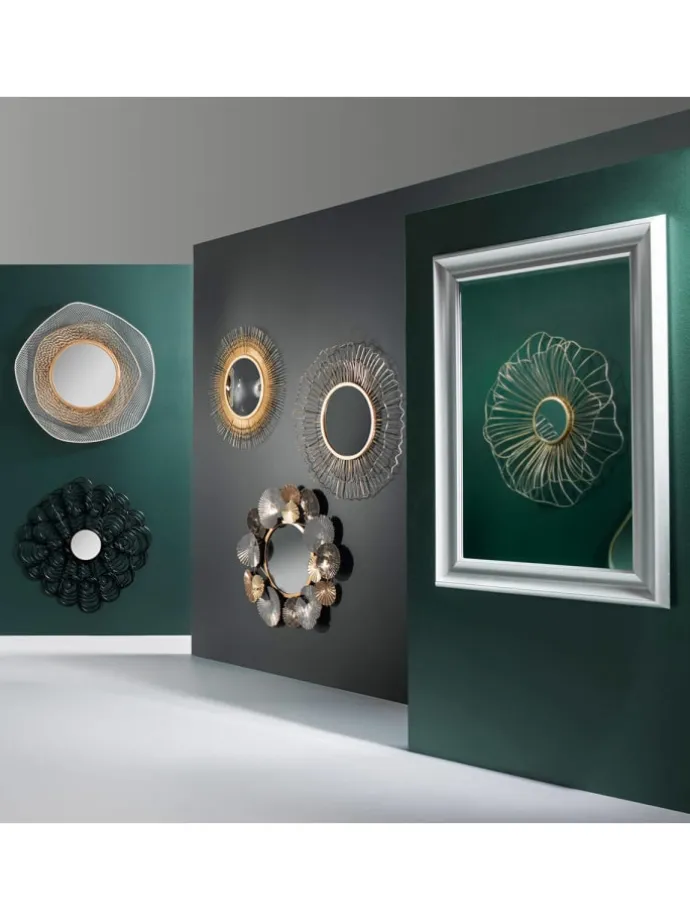 Deko-Spiegel in golden