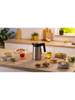 Edelstahl-Wasserkocher 