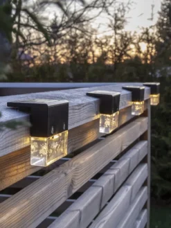 4er-Set: LED-Solar-Wandleuchte 