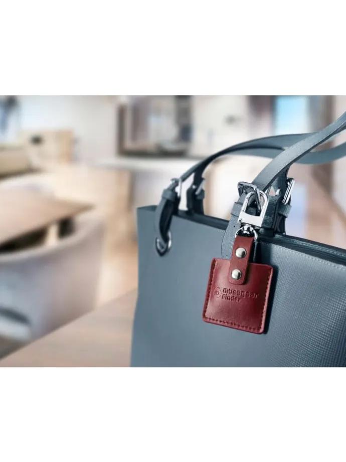 Finder Mini weiß, Finder 2 hellblau, Finder 2 in Ledertasche Bordeaux