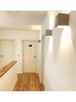 Flurlampe Plinth Beton in Grau