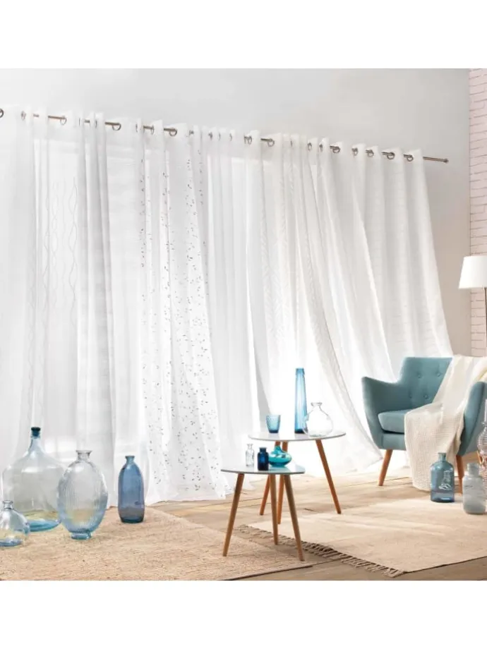 Gardine in weiß