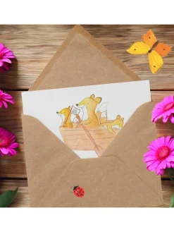 Gutscheinkarte Segelbootstour Abenteuer mit Spruch in Weiß