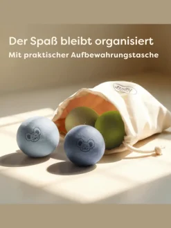 Katzenbälle mit Glöckchen – 4 Bälle Wolle