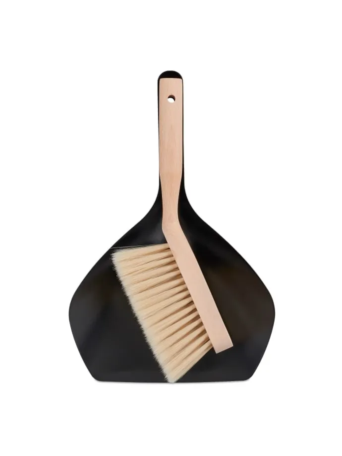 Kehrgarnitur in Schwarz/ Natur