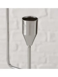 Kerzenleuchter "Timon" in Silber - (B)12 x (H)24 x (T)10 cm