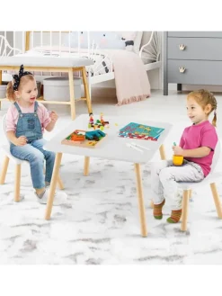 Kindertisch mit 2 Stühlen in Weiß