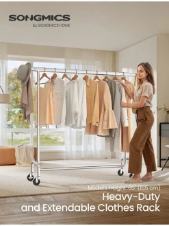 Kleiderständer in Silber - (B)111,4 x (H)162,9 x (T)45 cm