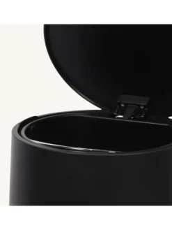 Kosmetikeimer in schwarz