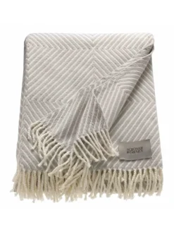 Kuscheldecke TEBAS in Hellgrau