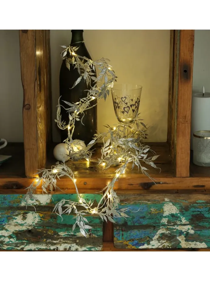 LED Drahtlichterkette glitzernde Blätter 30 LED L: 150cm in silber