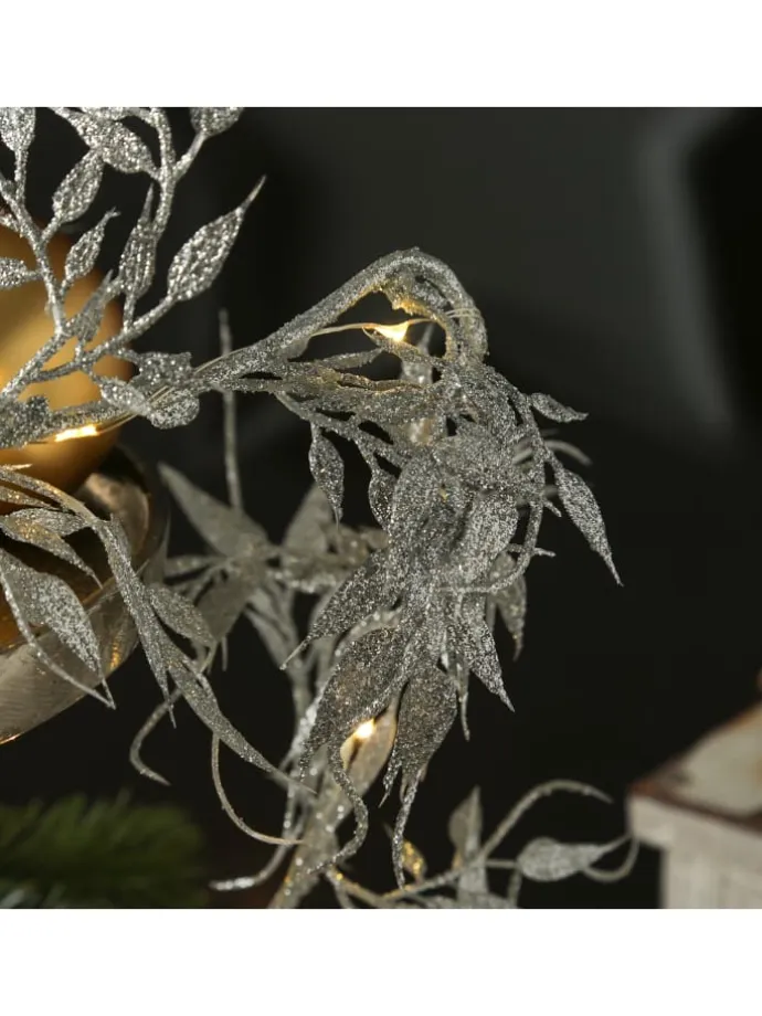 LED Drahtlichterkette glitzernde Blätter 30 LED L: 150cm in silber