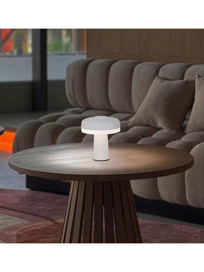 LED-Tischleuchte "Pilu" in Weiß - EEK F (A bis G)