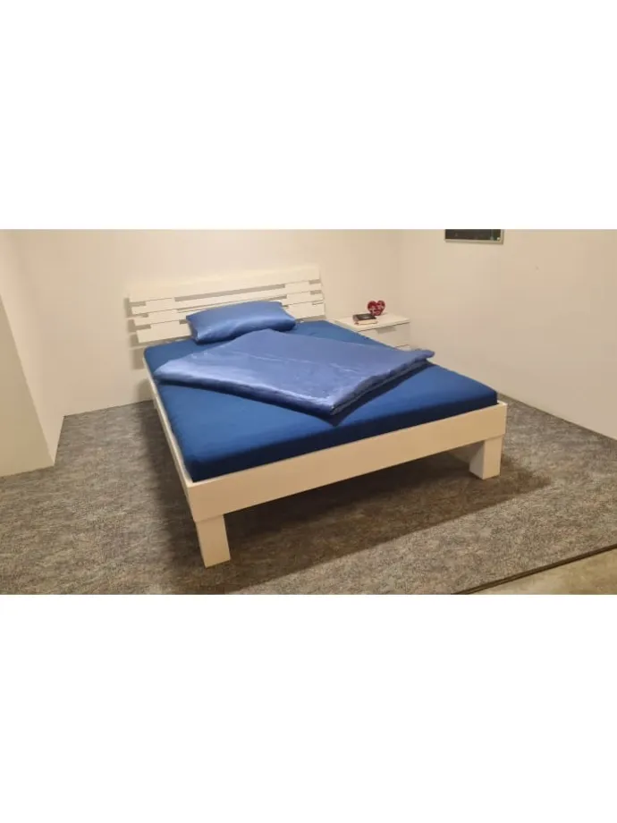 Massivholzbett Enrike 140x200 cm in Weiß