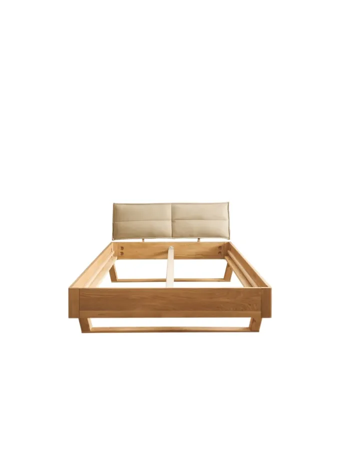 Massivholz-Bett TJARK ca.140x200 cm in Eiche geölt