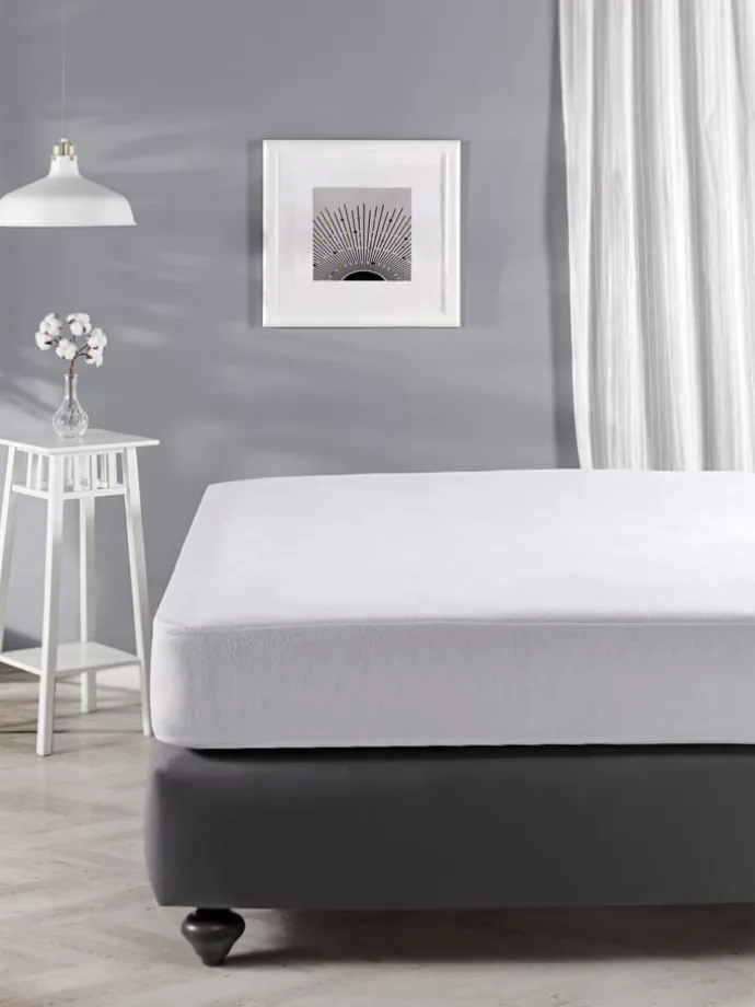 Matratzenschoner in Weiß