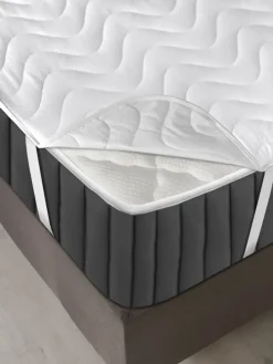 Matratzenschoner in Weiß