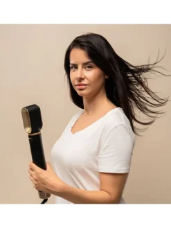 Multifunktions-Haartrockner in Schwarz