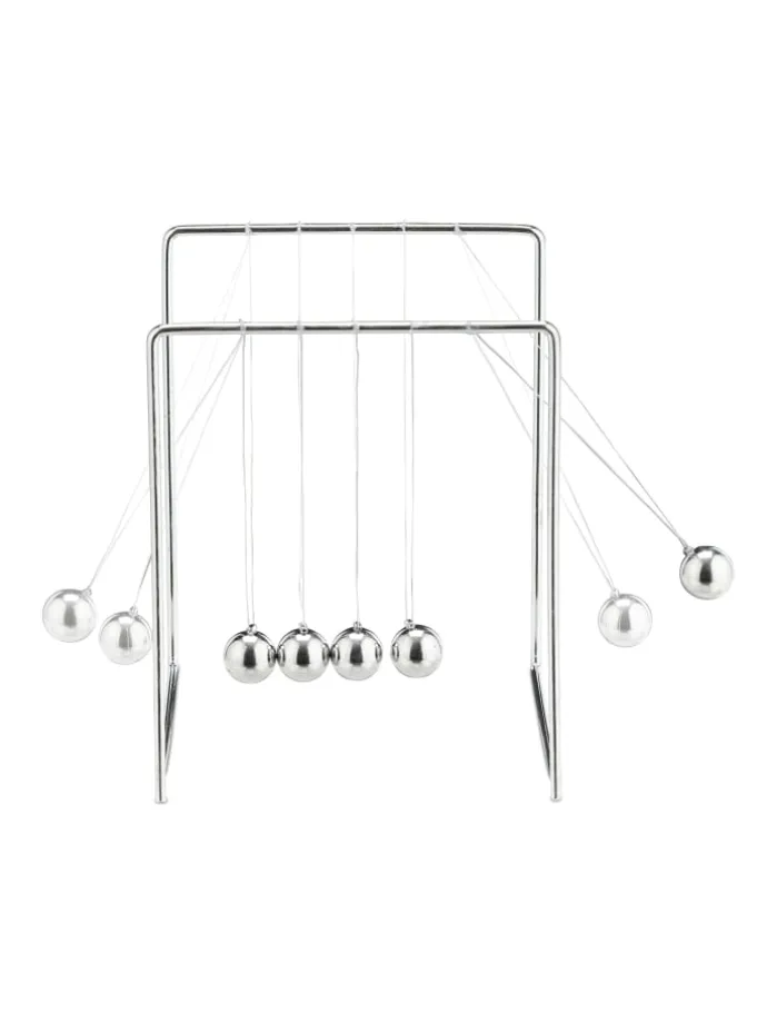 Newton-Pendel in Silber