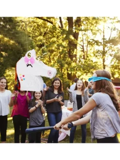 Pinata Einhorn in Weiß