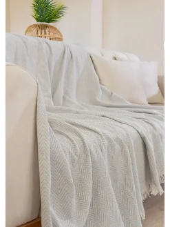 Plaid in Hellgrau/ Weiß