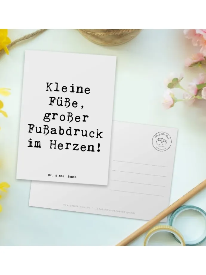 Postkarte Kind Fußabdruck mit Spruch in Weiß