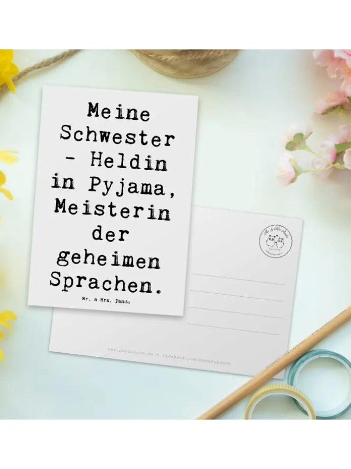 Postkarte Schwester Heldin mit Spruch in Weiß