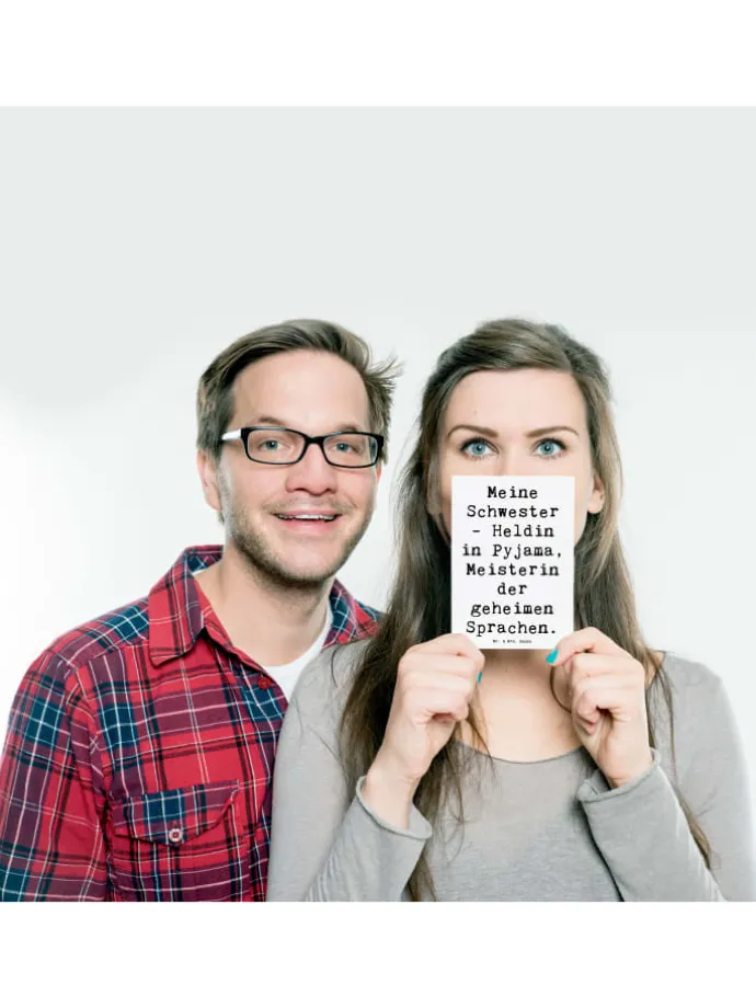 Postkarte Schwester Heldin mit Spruch in Weiß