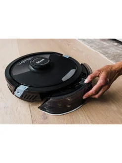 Saugroboter Matrix Plus RV2620WAEU in schwarz