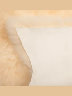 Schaffell ULURU in Beige - (W) 65 x (H) 8 x (L) 100 cm