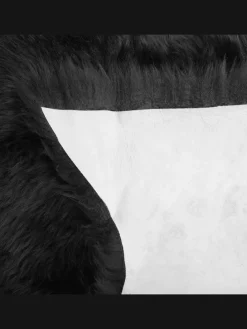 Schaffell ULURU in Schwarz - (W) 65 x (H) 8 x (L) 100 cm