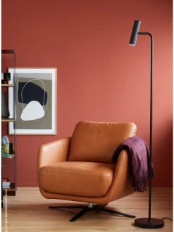 Stehleuchte Stina in schwarz - (H) 154 cm x Ø 23 cm