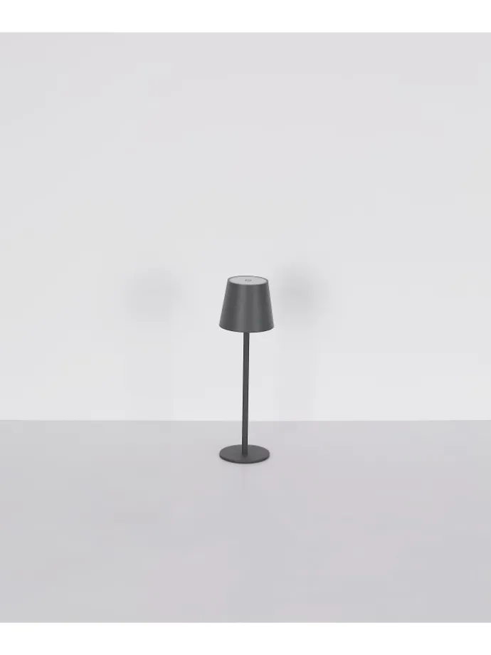 Stehleuchte "VANNIE" in black