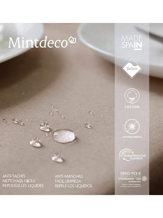 Tischdecke "Christmas Gabriel" in Weiß/ Rot