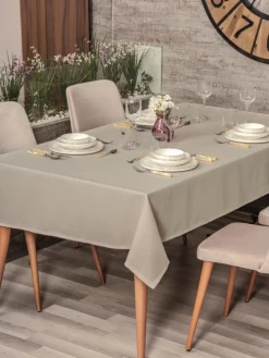 Tischdecke in Beige
