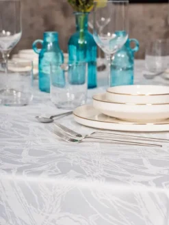 Tischdecke "Lavinia" in Weiß