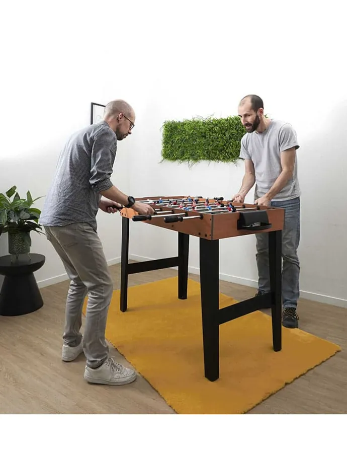 Tischkicker in Hellbraun - ab 3 Jahren