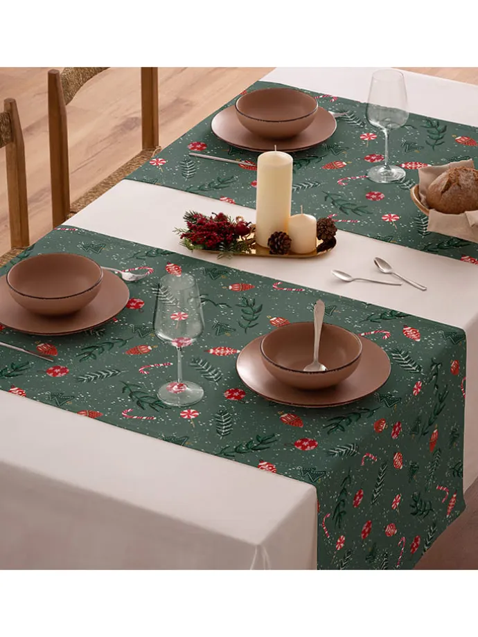 Tischläufer "Christmas Maison" in Grün/ Rot