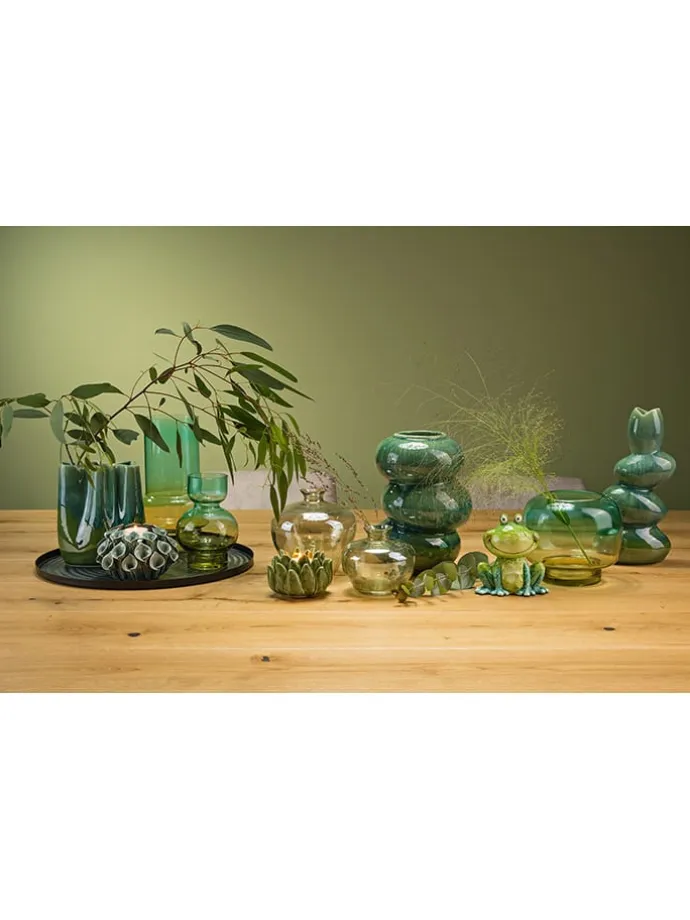 Vase in Grün - (B)13 x (H)28 x (T)9 cm