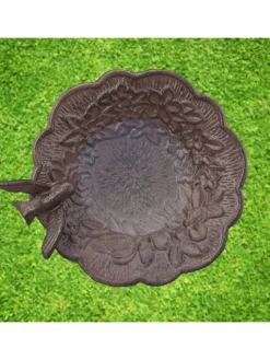 Vogeltränke Gartendeko in Braun