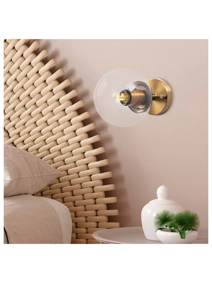 Wandleuchte in Gold - (B)15 x (H)15 cm