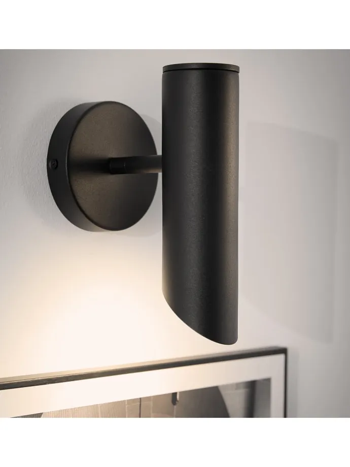 Wandleuchte INSPYR in Schwarz