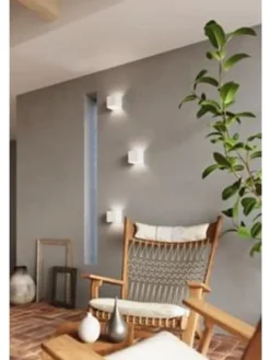 Wandleuchte PINIO in weiss LED IP54 H 140cm