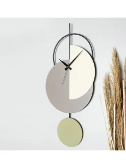 Wanduhr "Madeco" in Grün/ Hellgrau/ Creme - (B)30,5 x (H)68 cm