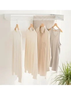 Wand-Wäscheständer in Weiß